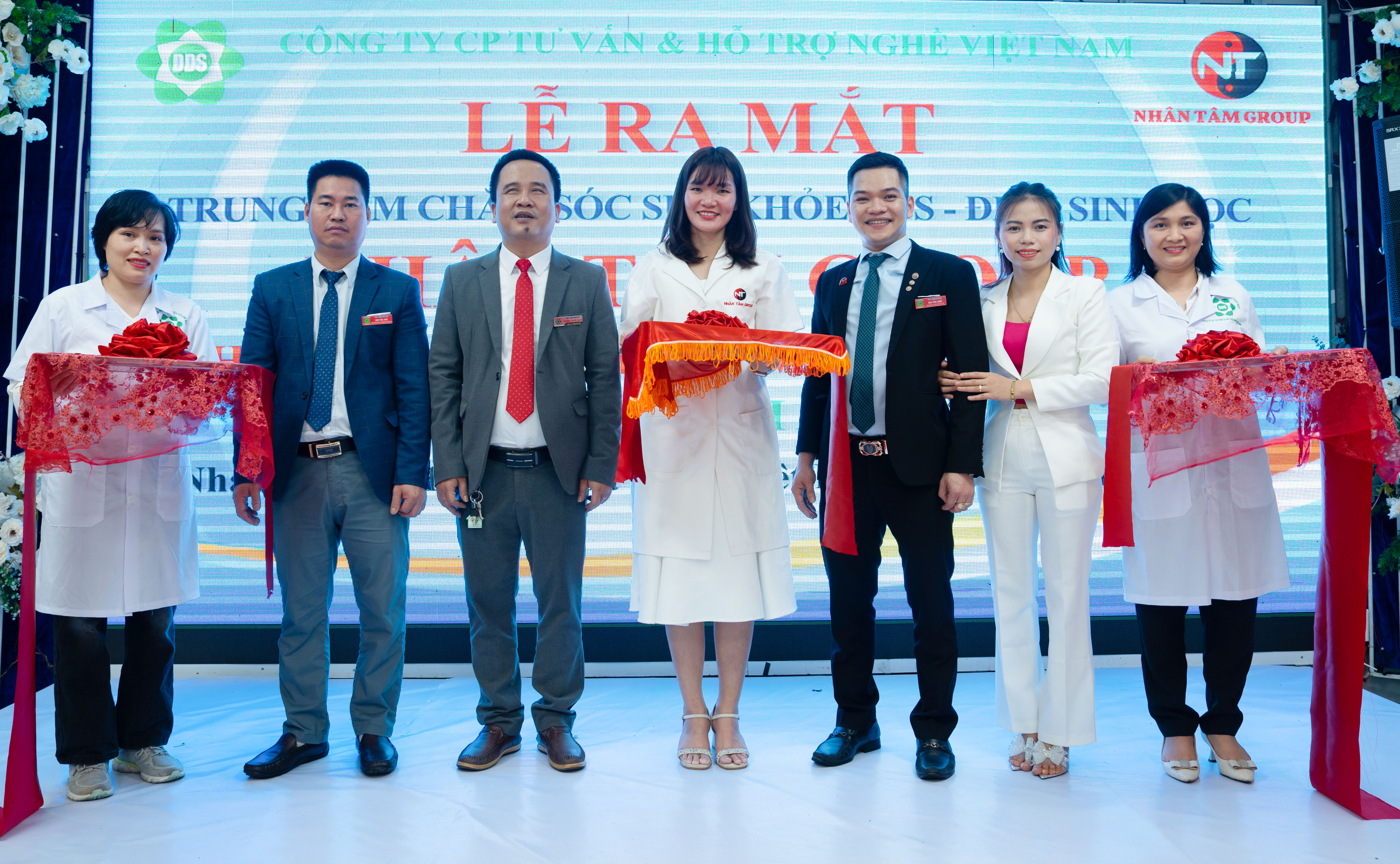 Chi Nhánh A139 ra mắt Trung tâm chăm sóc sức khỏe DDS - Điện sinh học Nhân Tâm Group ở Long Biên, Hà Nội