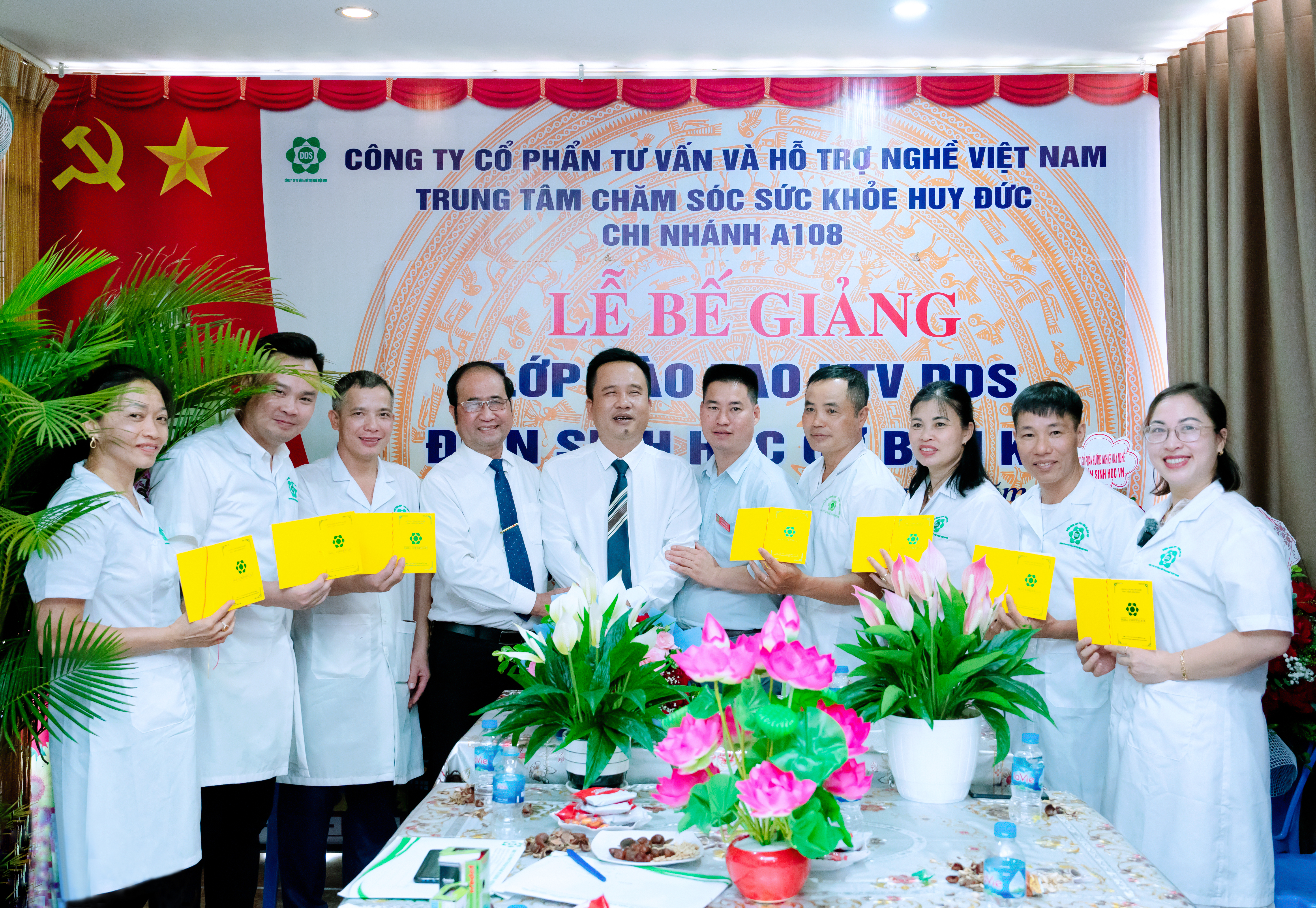 Chi nhánh A108 Lào Cai ra  mắt trung tâm chăm sóc sức khỏe DDS Huy Đức và bế giảng lớp đào tạo điện sinh học khóa 1