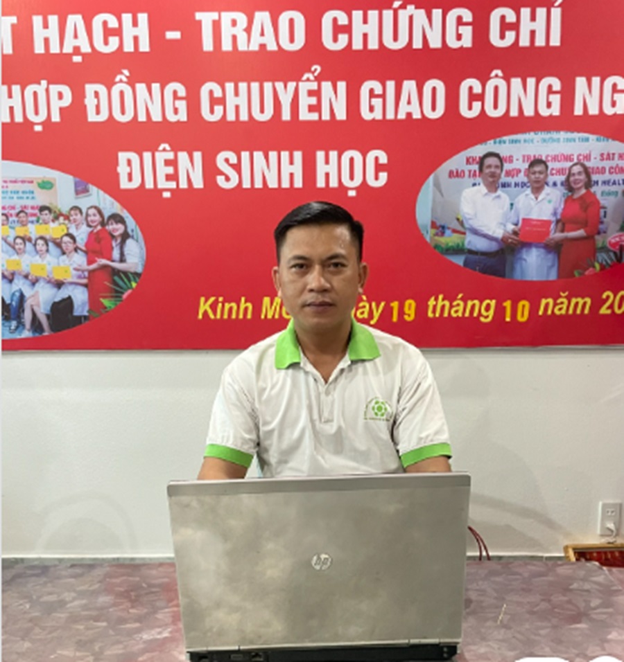 Trưởng chi nhánh đạt giải "Ngôi sao sáng" tháng 10 /2024