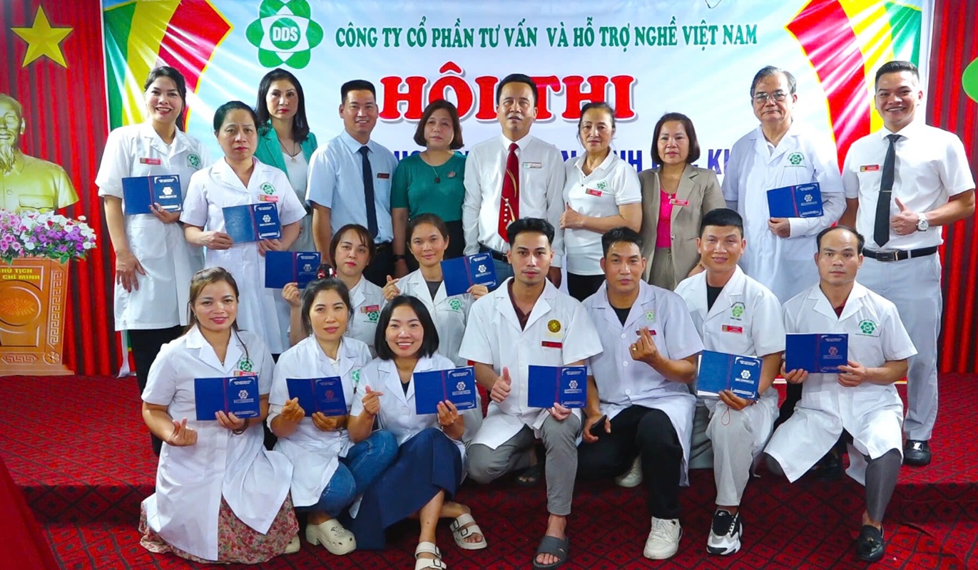 12 Giám đốc, trưởng chi nhánh được cấp chứng chỉ dạy học DDS trong lớp sư phạm khóa 7 năm 2025