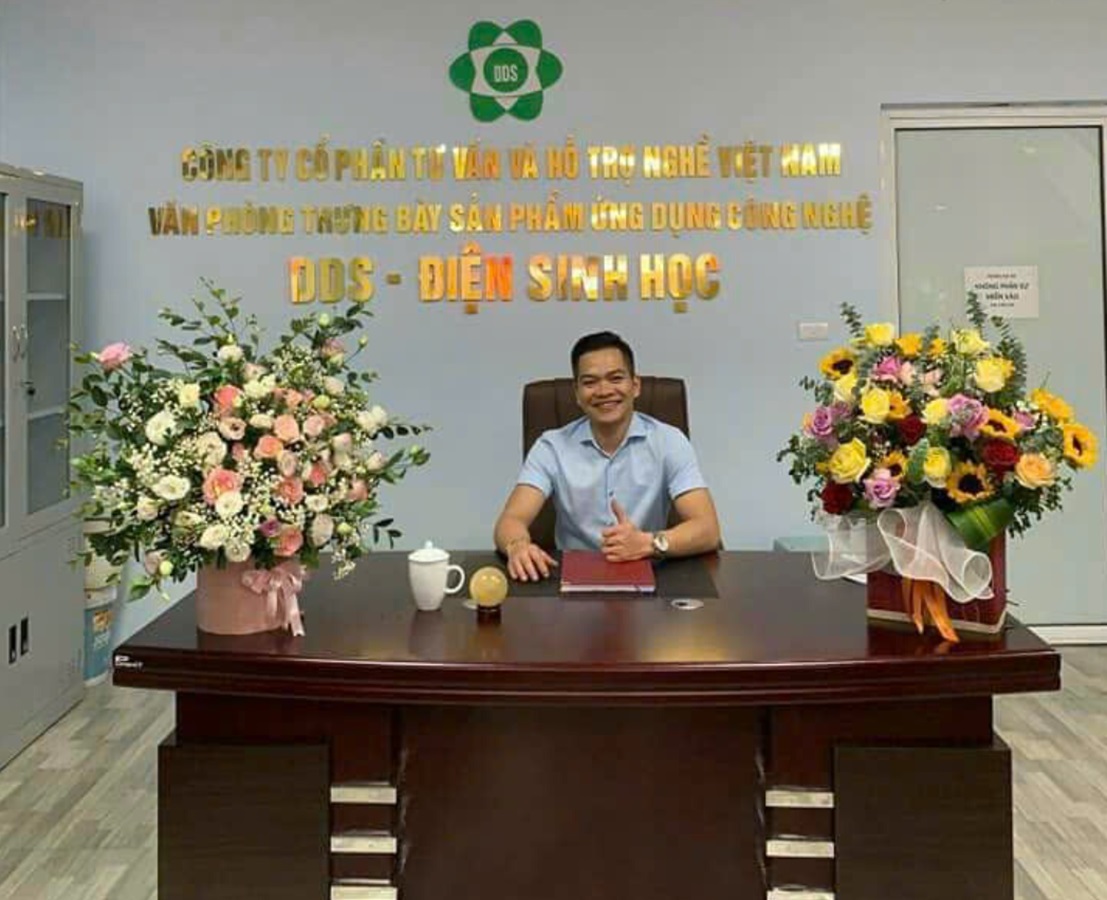 Vinh danh 6 trưởng chi nhánh có kết quả phát triển kinh doanh bán máy, dầu, kem, cao DDS cao nhất trong 6 tháng đầu năm 2025