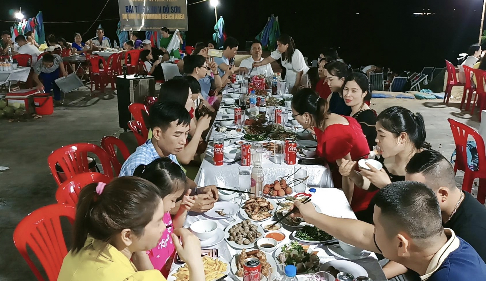 Ganadiner: Hội tụ và gắn kết trong buổi giao lưu tiệc của công ty điện sinh học Việt Nam tại bãi biển Đồ Sơn - Hải Phòng