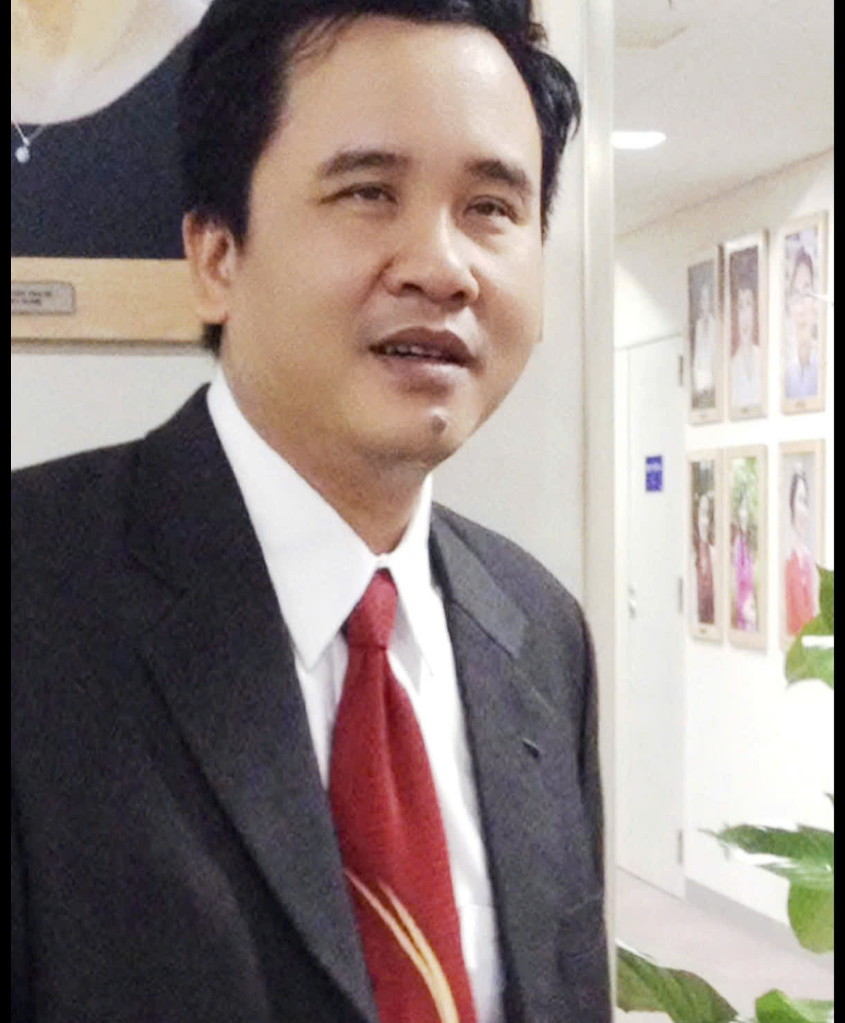 Video giới thiệu về tổng công ty điện sinh học DDS: Đào tạo nghề trị liệu và làm đẹp,điều phối việc làm, tư vấn khởi nghiệp, hỗ trợ kinh doanh hiệu quả trên toàn quốc